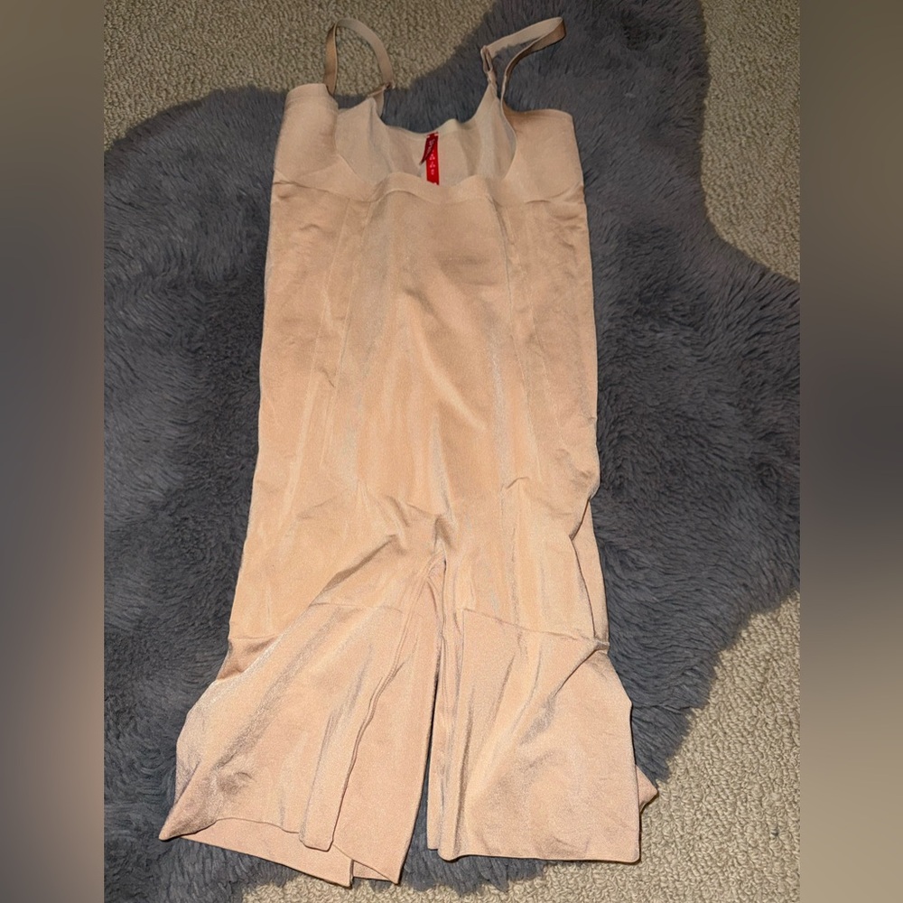 SPANX | Nude Beige One Piece Mid-Thigh Length Shapewear